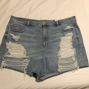 NEW 🌻 American Eagle Super High Rise Mom Shorts